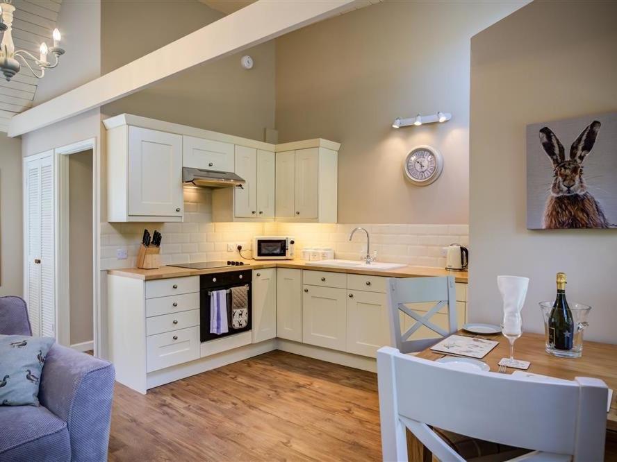Lime Tree Villa Бърфорд Екстериор снимка